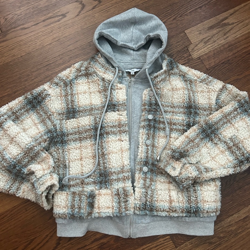Gate Plaid Sherpa Jacket with Hood